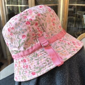 OshKosh B'Gosh Girls 100% Cotton Bucket Hat Pink + Flowers Size L-XL (5Yrs Up)